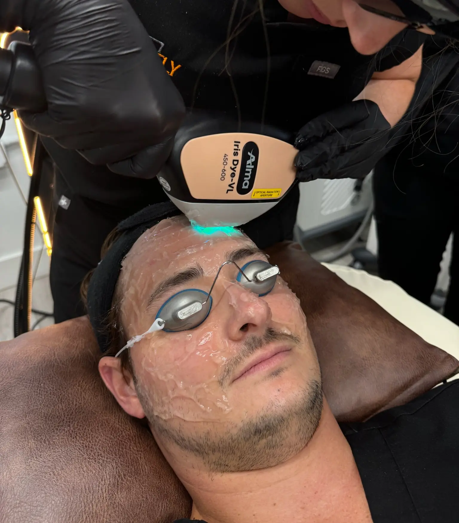 Home 5 Best Rosacea Treatments options Near Me: How Professional Care Can Calm Redness and Restore Your Skin