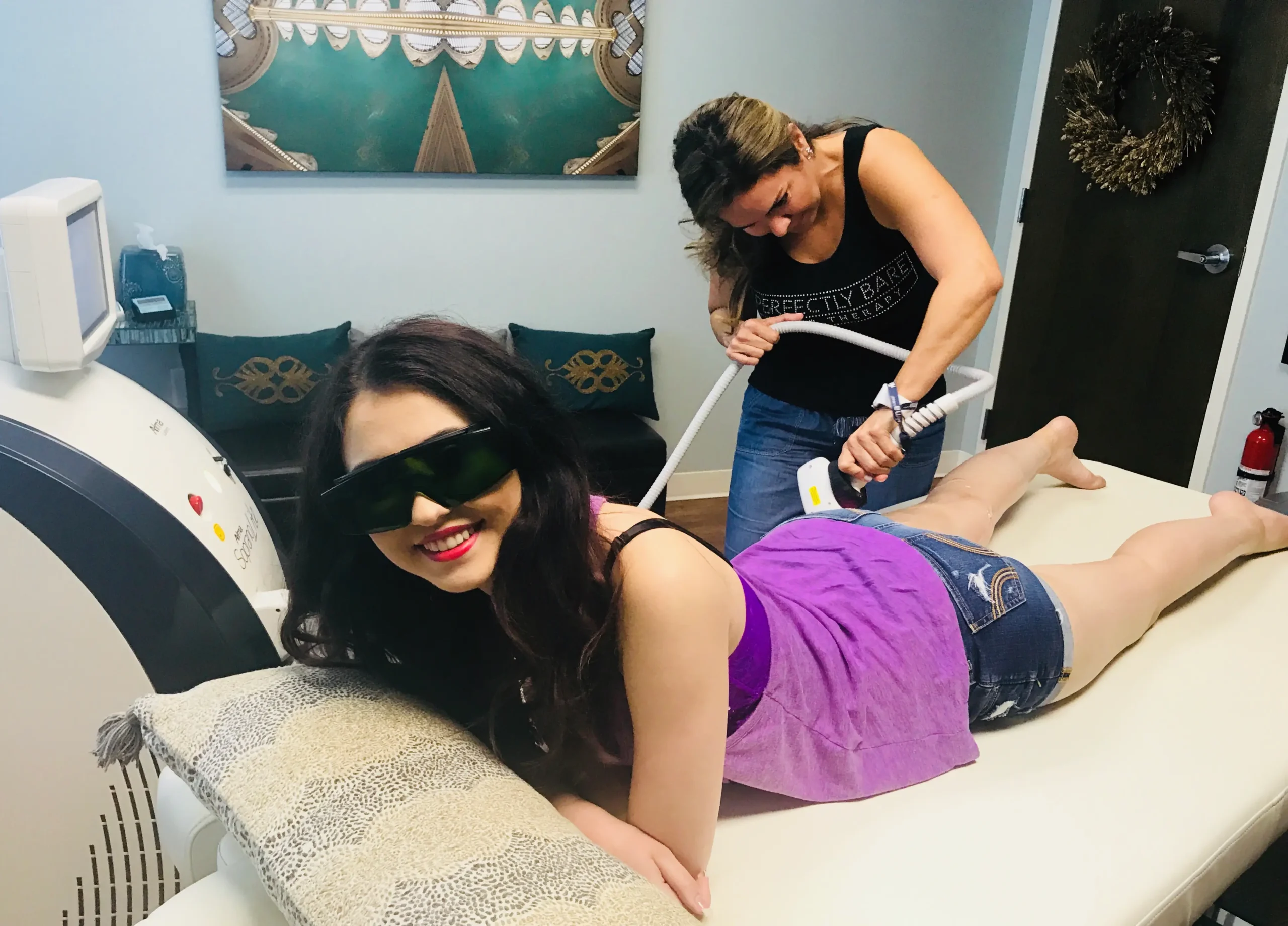 Home 155 Lasering the legs